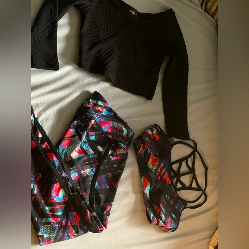 3 piece set-workout outfit by Forever 21 & Nasty Gal shirt
